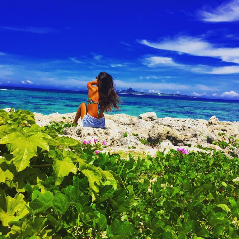 Pension Sea Shells Мотобу Экстерьер фото
