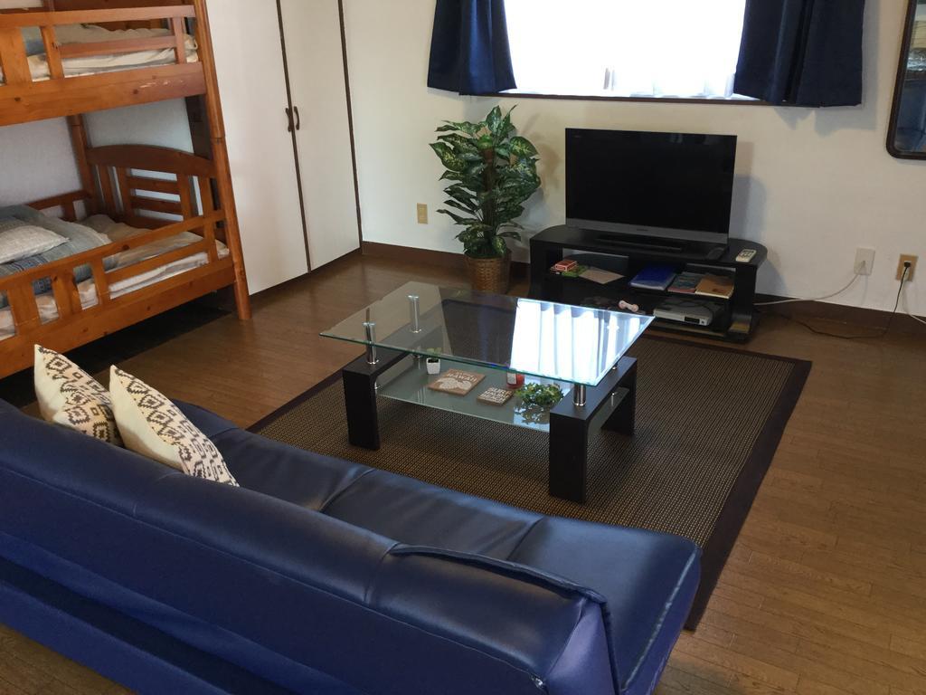 Pension Sea Shells Мотобу Экстерьер фото