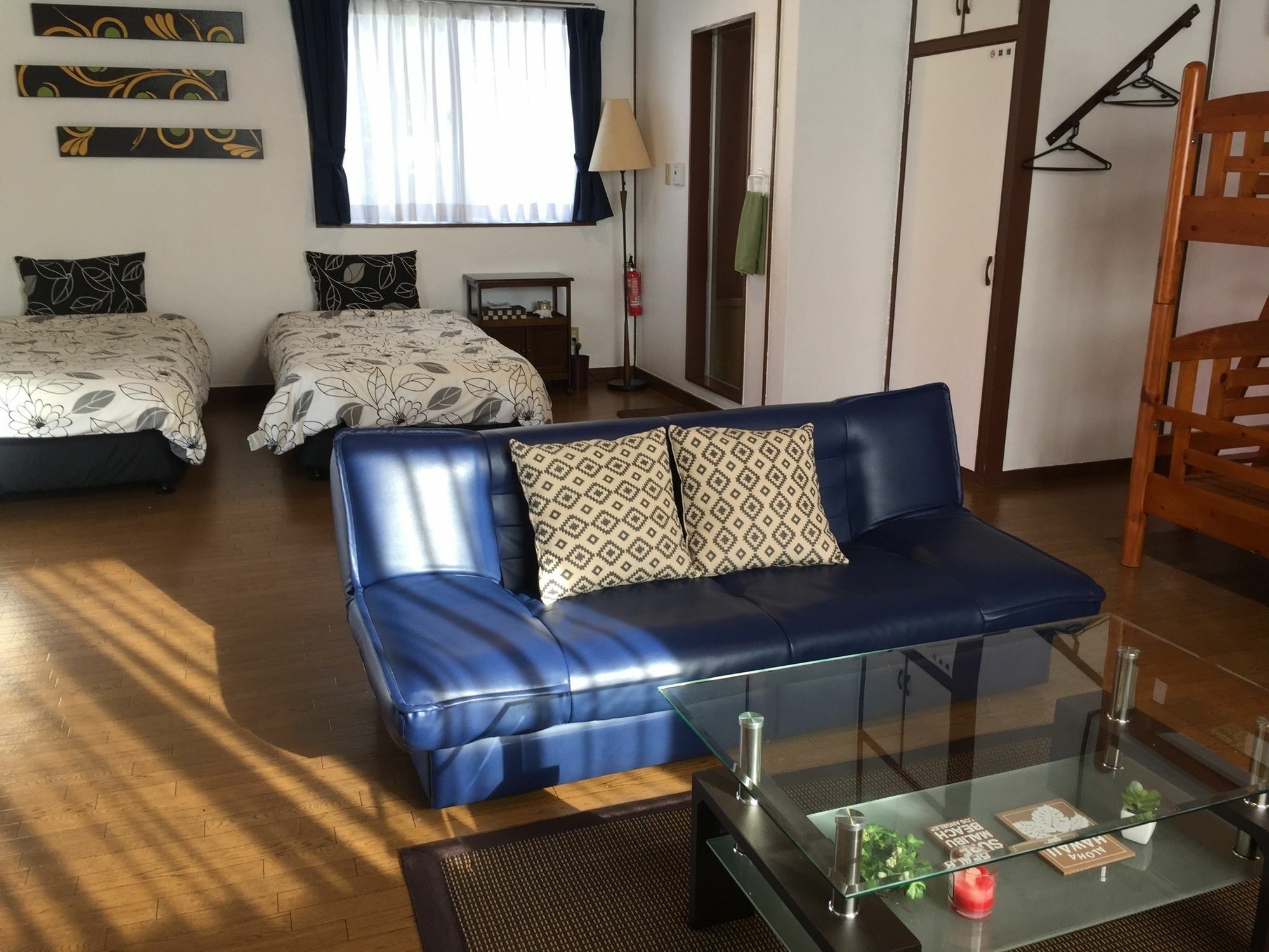 Pension Sea Shells Мотобу Экстерьер фото