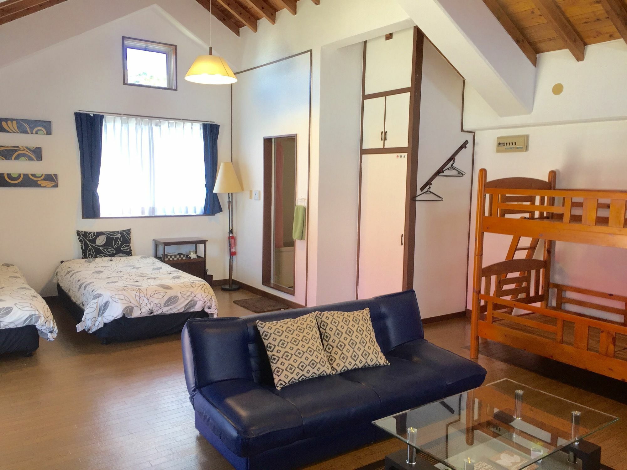 Pension Sea Shells Мотобу Экстерьер фото